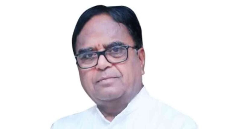 Cash And Gold Stolen From Ponnala Lakshmaiah's Residence In Filmnagar