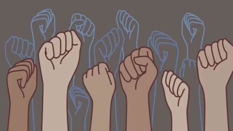 Passengers Stop Train And Stage Protest On Tracks In Hyderabad