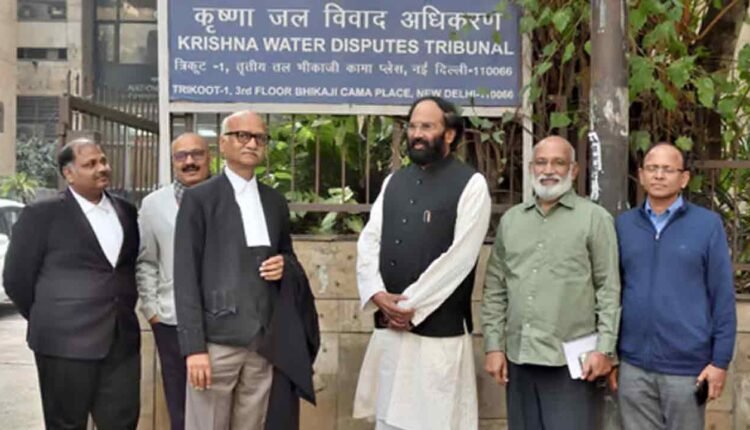 Justice Brijesh Kumar's Decision To Hear Arguments On Fair Share Of Krishna Waters Is A Victory For Telangana: Uttam