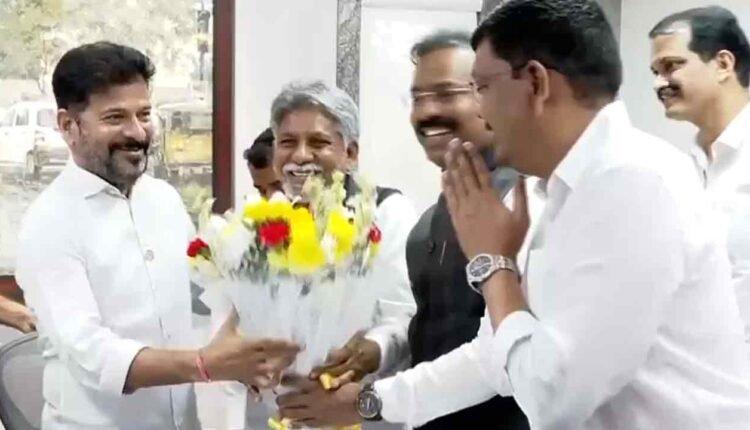 Manda Krishna Madiga Meets CM Revanth Reddy, Discusses SC Classification Report