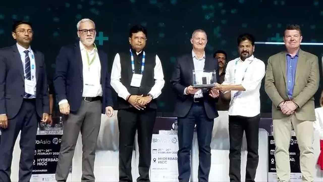 Revanth Met With Queensland Delegations, Discussed On Investment Prospects