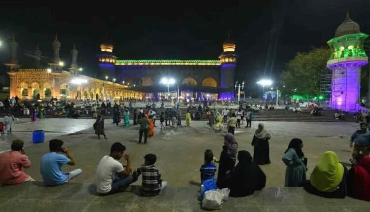 Shab-e-Barat to Be Observed in Hyderabad; City Prepares for the Occasion