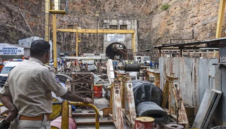 Telangana Tunnel Collapse: It's Hard For Those 8 People To Survive: Officials Sensational Comments