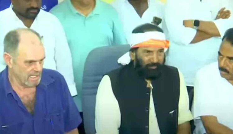 "We Are Doing Everything to Rescue the People Trapped in Tunnel": Uttam