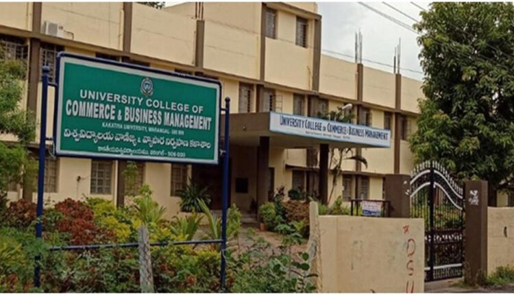 Swachh Bharat Abhiyan At University College Of Commerce