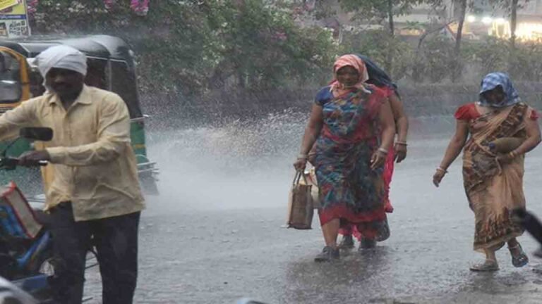 Light To Moderate Rains In Hyderabad Today