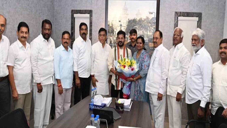 Center Green Signal For Warangal Mamunur Airport: Warangal MPs And MLAs Congratulate CM