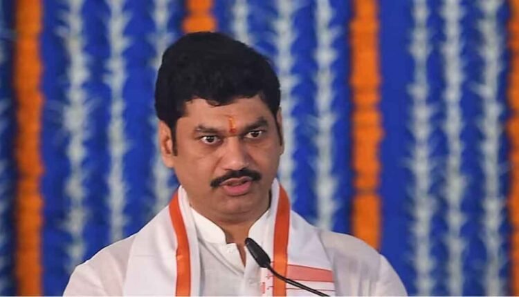 Maharashtra Minister Dhananjay Munde Resigns
