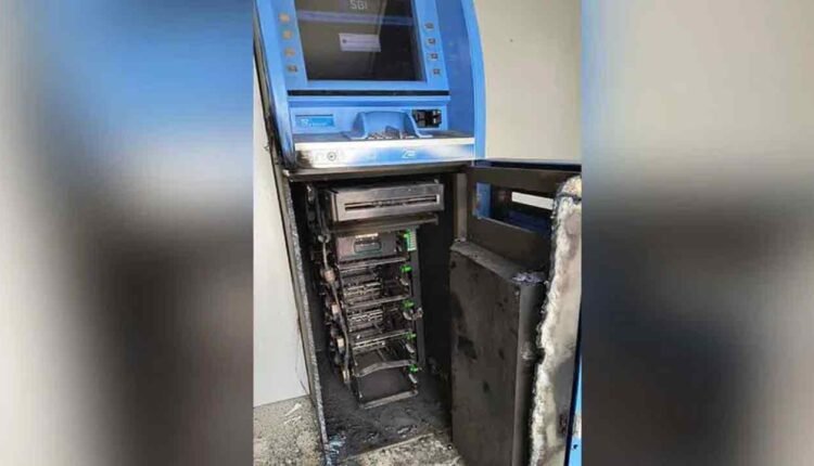 Hyderabad: Gang Loots SBI ATM In Just Four Minutes