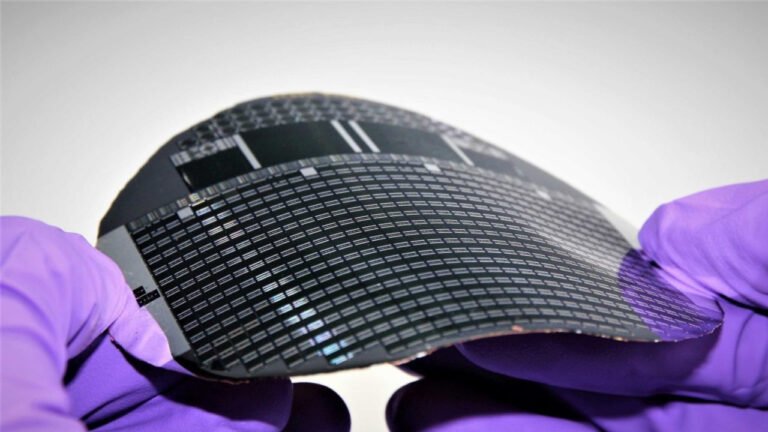 Paper-Thin In Solar Panels Set To Transform Clean Energy Technology