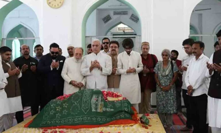 Floral Tribute Paid To Nawab Mir Osman Ali Khan On His 139th Birth Anniversary
