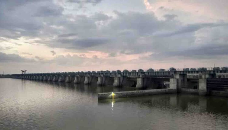 Jurala, Sunkesula Brim With Floodwater, Authorities on Watch