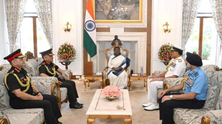CDS, Three Service Chiefs Meet With President