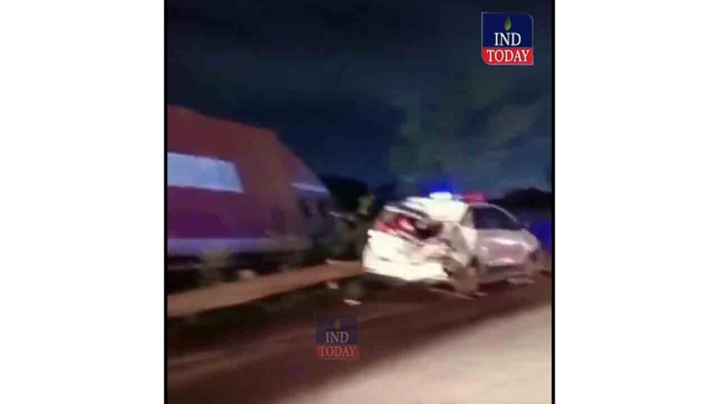 Speeding Truck Rams Into Police Vehicles, Head Constable Died On Spot ...