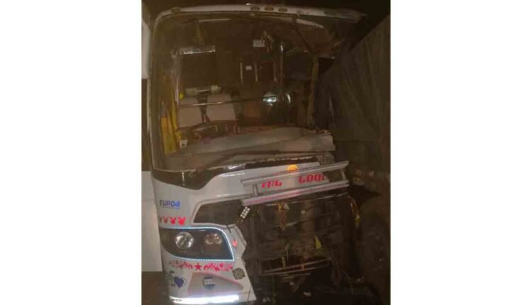 Four Killed, 17 Injured In Road Crash In Vikarabad