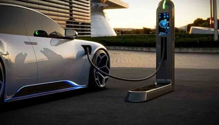 Centre Unveils Portal To Promote EV Car Manufacturing, Applications Open Till Oct 21
