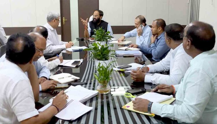 Telangana Govt Will Proceed With Legal Action To Stop Banakacherla Project: Uttam