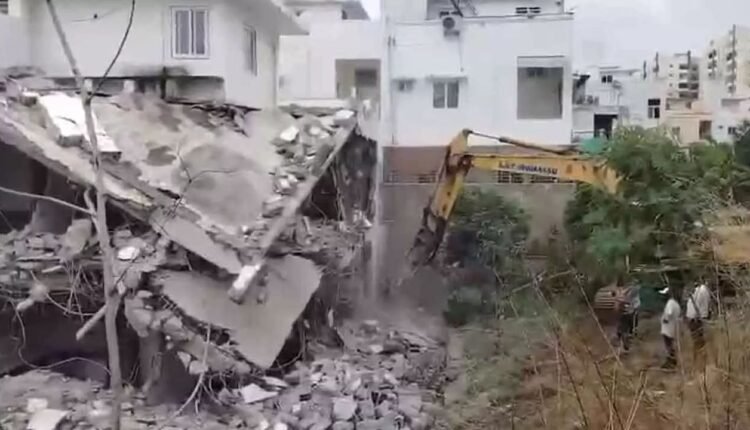 Unauthorized Villas Demolished in Manikonda's Chitrapuri Colony