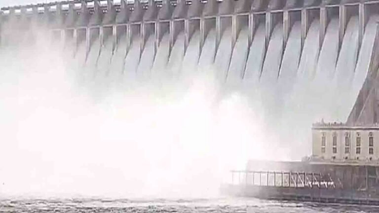 Heavy Flooding Continues At Nagarjuna Sagar Project: Gates Lifted