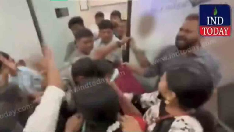 Telangana Jagruthi Activists Attack At MLC Teenmaar Mallanna's Office At Peerzadiguda