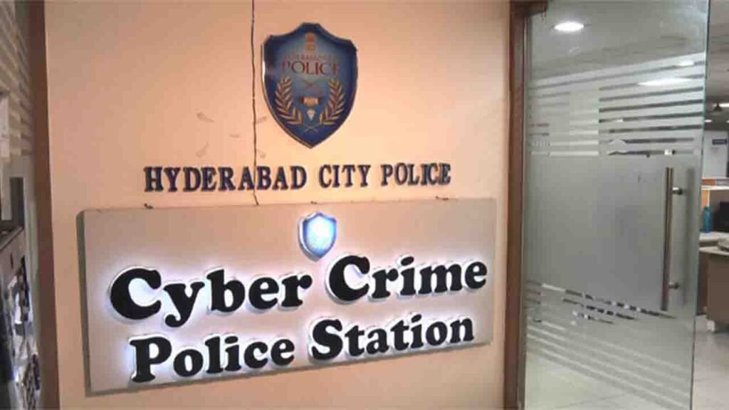 Hyderabad: Cyber Criminals Dupe Priest of Rs. 6 Lakh in Puja Scam