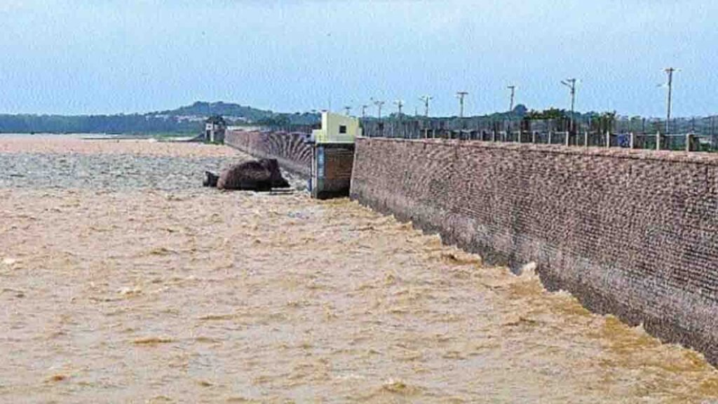 Hyderabad Twin Reservoirs See Steady Water Level Rise