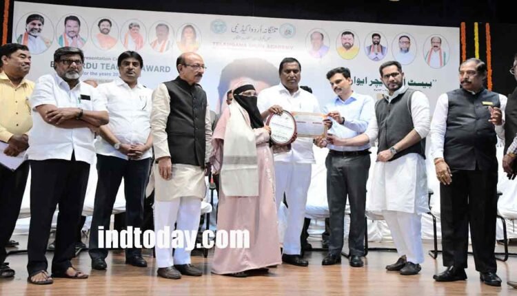 Telangana Urdu Academy Honours 173 Urdu Teachers for Excellence