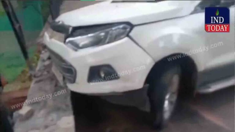 Car Crashes in KBR Park Wall in Hyderabad’s Banjara Hills