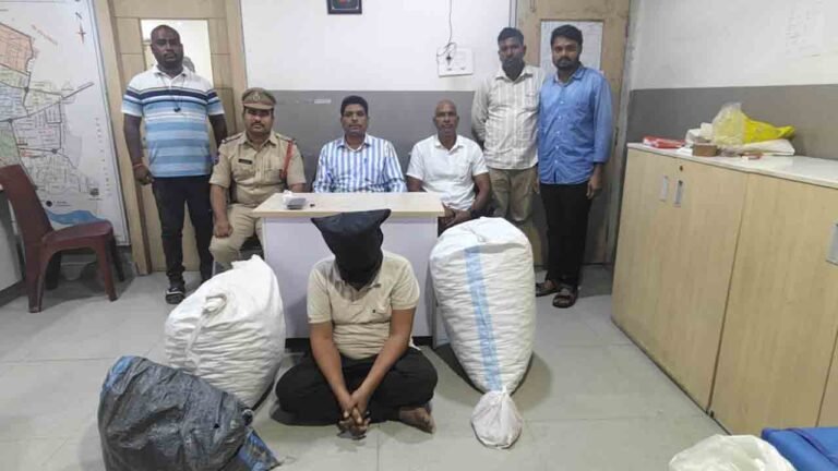 Hyderabad Man Arrested With 21 KG Poppy Husk Worth Rs. 3.5 Lakh
