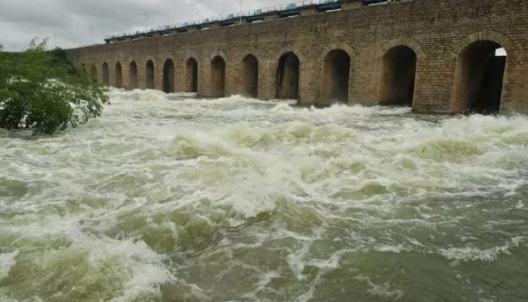 GHMC Evacuates 55 Residents from Flood-Prone Areas Under Shivaji Bridge Amid Twin Reservoirs Gate Lifting