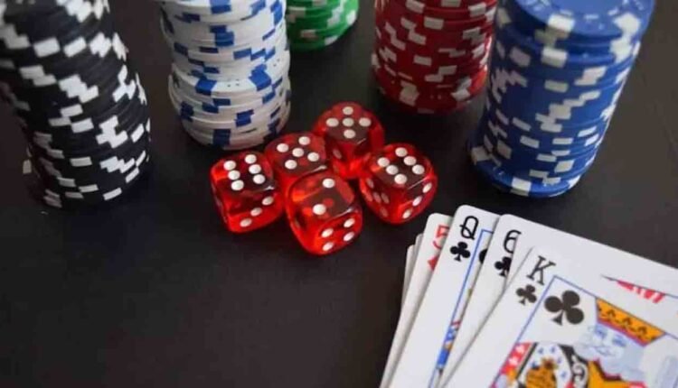 Four People Arrested In A Raid On Gambling Den In Hyderabad: Rs. 19,000, Two Cars Seized