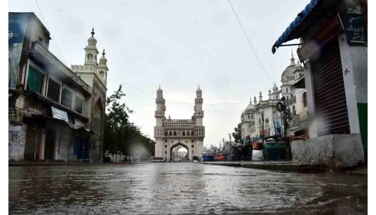 Hyderabad Rain Forecast: Scattered Showers, Thunderstorms Till Oct 26