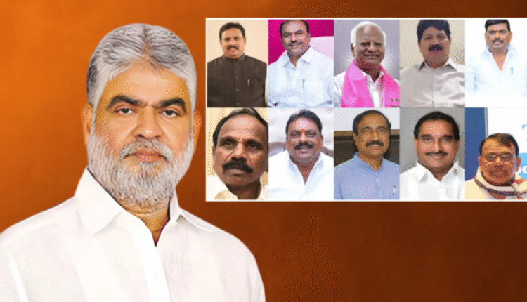 Speaker's Notices To Defected MLAs: A Plus Point For BRS?
