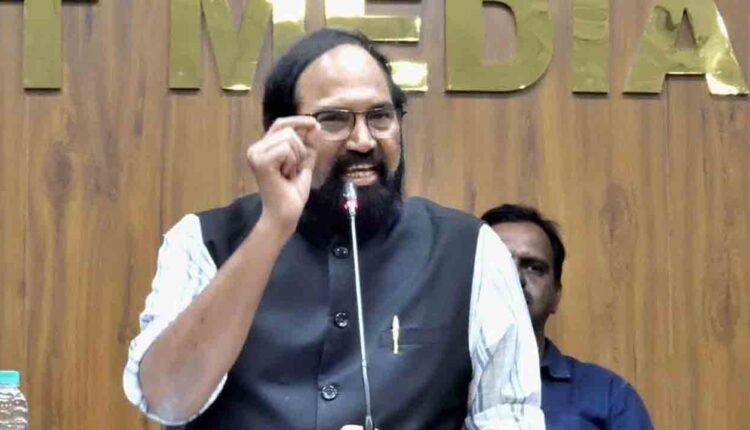 Uttam directs strict monitoring of reservoirs, flood damage