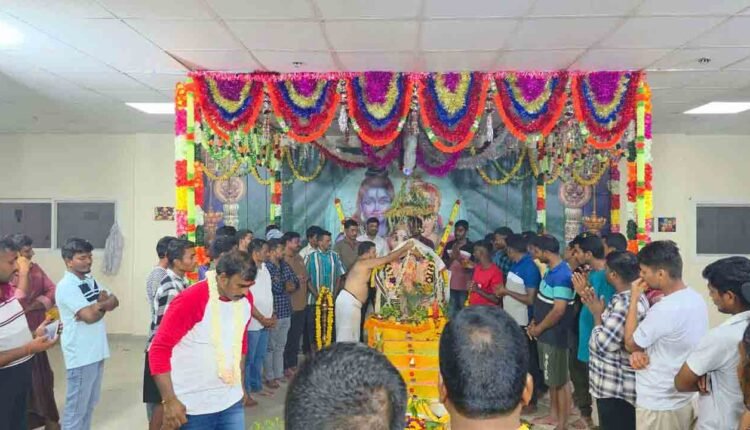 Ganesh Chaturthi In Dubai Illustrates UAE's Culture Of Tolerance