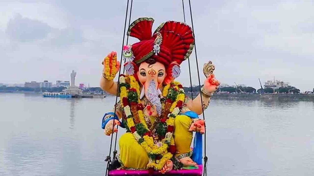 Hyderabad Ganesh Immersion in Full Swing: 30,000 Police Personnel Deployed