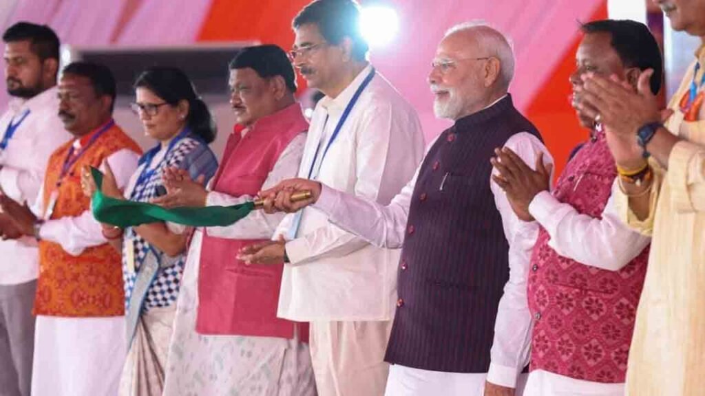 PM Modi Launches BSNL's Indigenous 4G Network