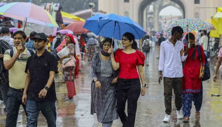 Light To Moderate Rains Expected From Evening In Hyderabad