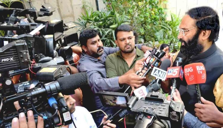 Uttam Kumar Reddy Seeks 70% Share For Telangana In Krishna Waters Before KWDT-II