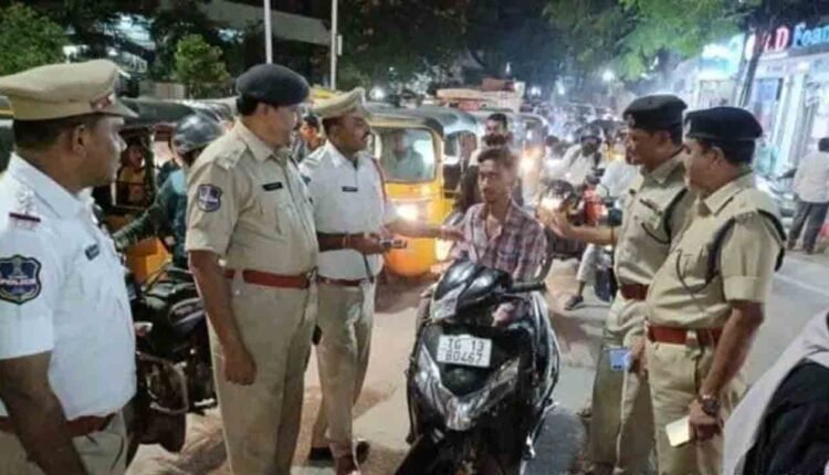 Fine To 212 Motorists In Drunken Driving Cases In Hyderabad