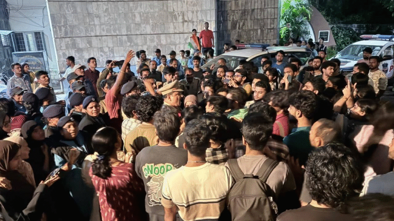 SIO Condemns Telangana Police for Filing Charges Against EFLU Students in Palestine Solidarity March