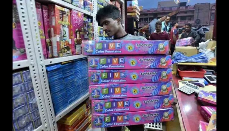 Diwali 2025: Rush At Firecracker Shops In Hyderabad