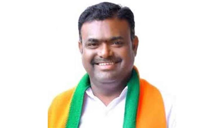 BJP Criticizes Endowments Dept For Temple Closure: Call It Serious Conspiracy To Hurt Hindu Sentiments