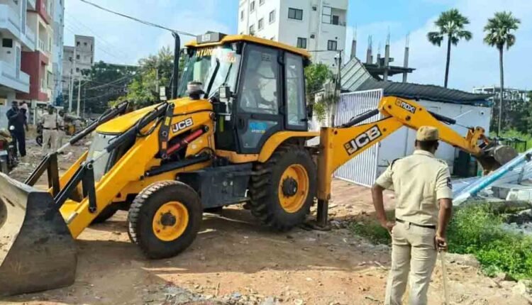 HYDRAA Demolition: Land Worth Rs. 139 Crore Seized
