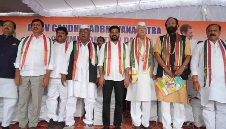 CM Revanth Pays Tribute To Rajiv Gandhi At Sadbhavana Yatra In Charminar