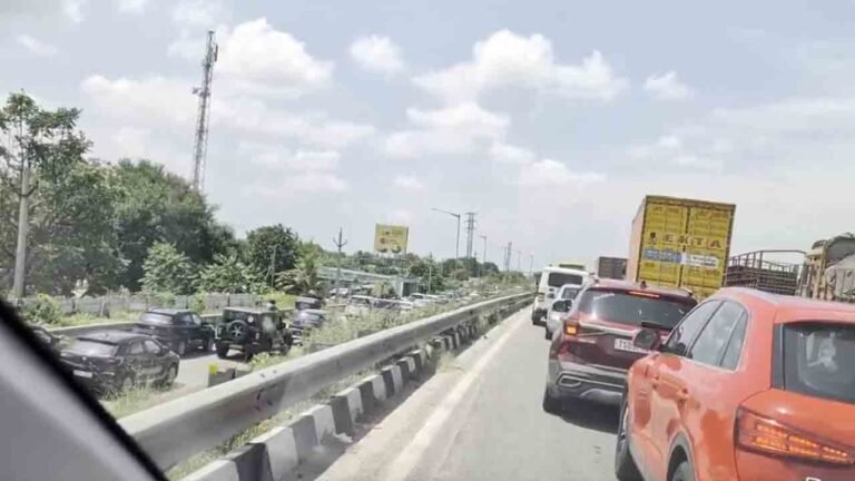Huge Traffic Jam In Choutuppal