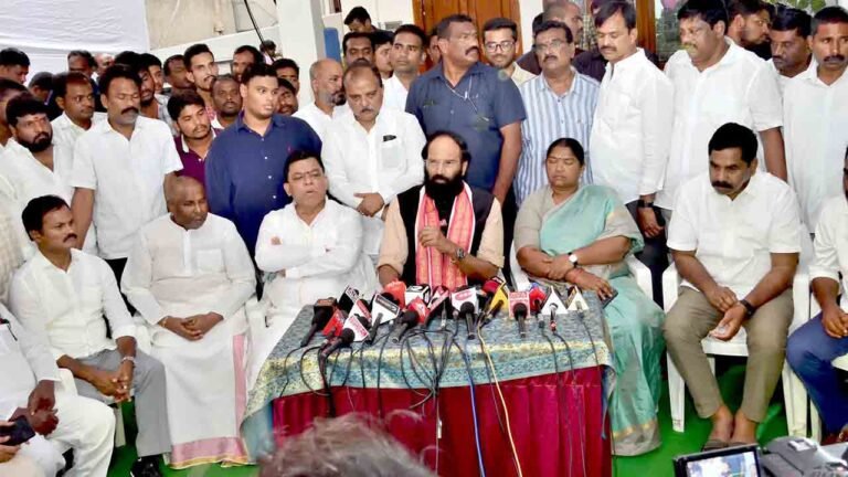 Uttam Kumar Reddy Directs Officials To Fast-Track DPR For Pranahita–Chevella Project With Tummidihatti Barrage