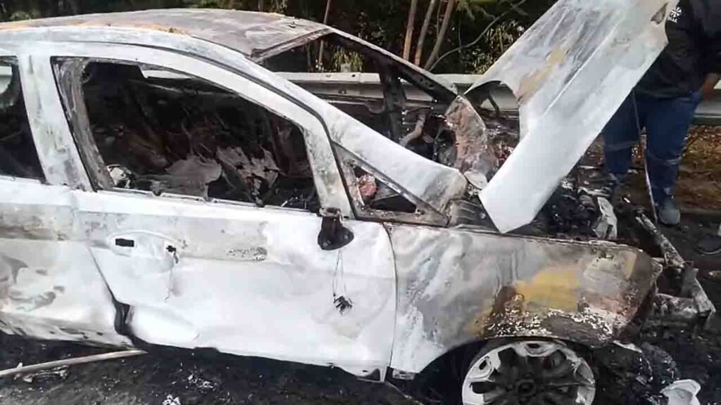 Shamirpet Car Fire Driver died on ORR