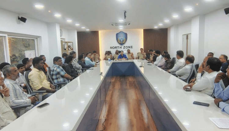 Hyderabad Police Hold Meeting With Jewellery and High-Value Electronics Stores