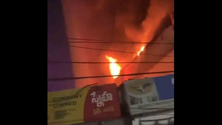 Gas Cylinder Explosion Causes Fire In Hyderabad Hotel